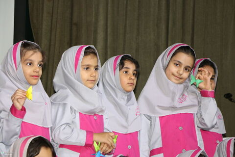 جشن استانی نوخوان‌ها و رونمایی از طرح هزار درنای کاغذی