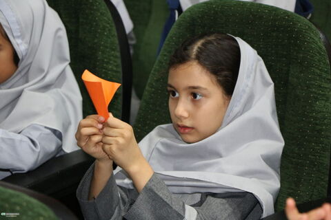 جشن استانی نوخوان‌ها و رونمایی از طرح هزار درنای کاغذی