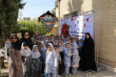 جشن استانی نوخوان‌ها و رونمایی از طرح هزار درنای کاغذی