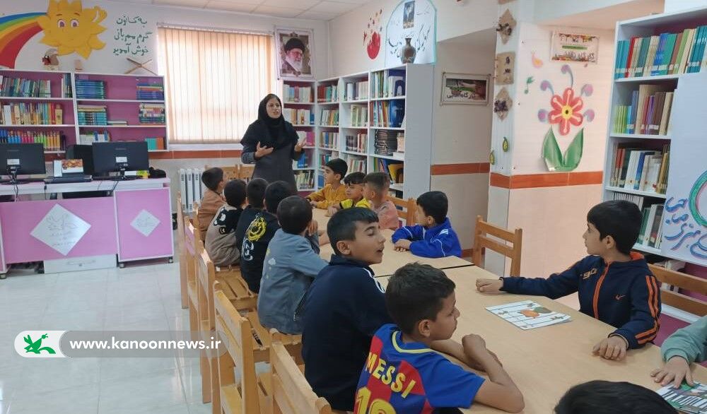 همزمان با هفته ملی کودک و با شعار «جهان کودکان را با قصه ببین!»