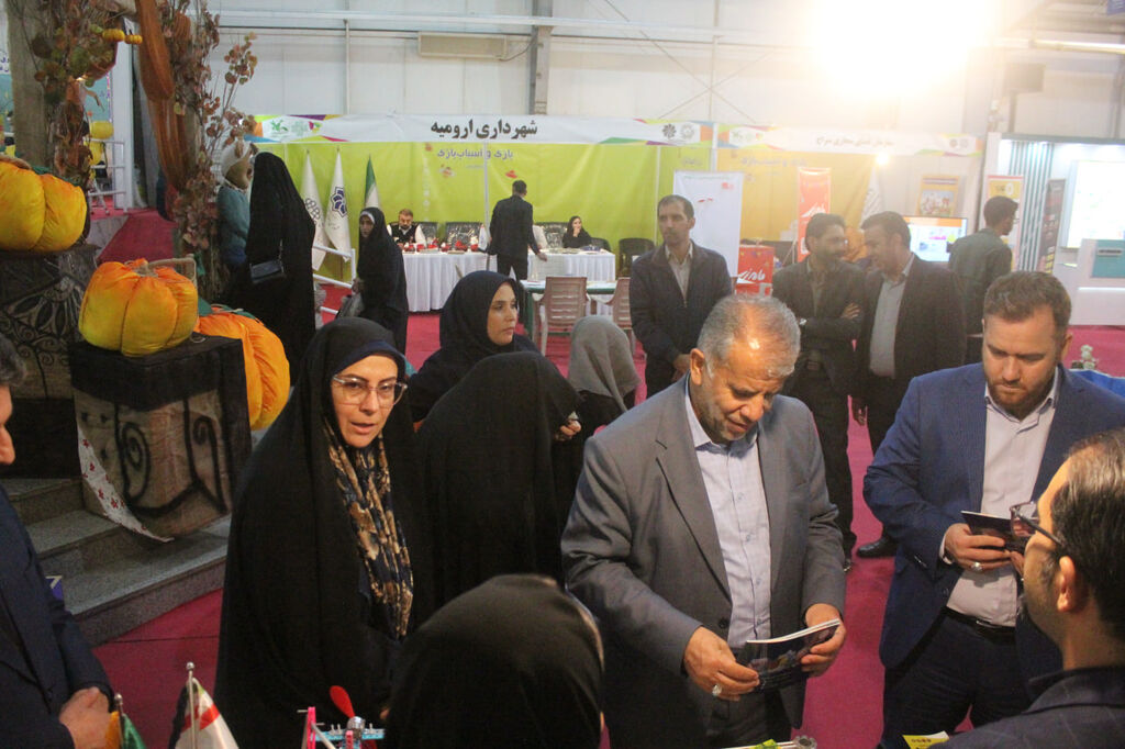 اولین جشنواره استانی بازی و اسباب بازی در ارومیه جشنواره اسباببازی ارومیه فرصتی برای ترویج فرهنگ بازی و حمایت از تولید داخلی