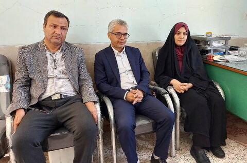 آلبوم تصویری اهدا کتاب به دانش‌آموزان مدارس کم برخوردار منطقه بردخون