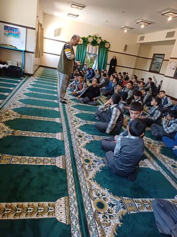 همزمان با روز ملی قصه‌گویی، مربیان خراسان رضوی کودکان را میهمان قصه‌ها کردند