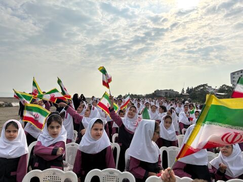 در یازدهمین ایستگاه، تماشاخانه سیار کانون پرورش فکری به نشتارود رسید