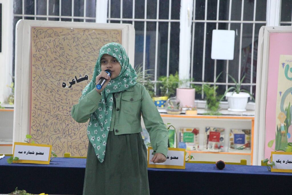 شعرخوانی و مشاعره در کانون شمارهیک شیراز