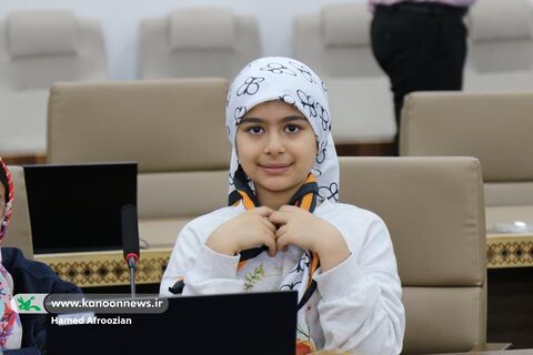 دیدار اعضای منتخب کودک کانون مازندران با استاندار