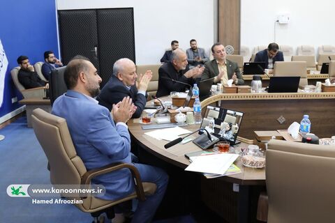 دیدار اعضای منتخب کودک کانون مازندران با استاندار