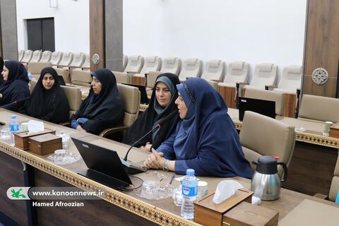دیدار اعضای منتخب کودک کانون مازندران با استاندار