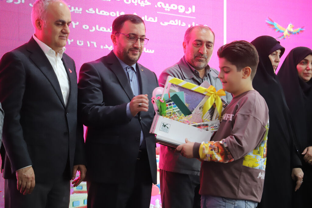 نمایشگاه اسباببازی، جلوه عدالت فرهنگی و آموزشی است