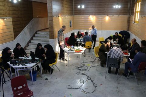 کرمانشاه.  پایان دوره نمایش سایه‌ای