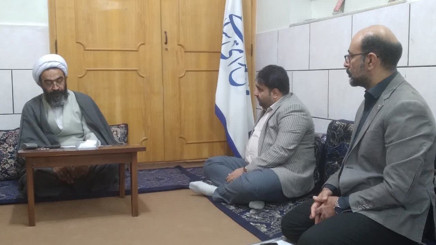 دیدارهای جداگانه مدیرکل کانون با رئیس مجمع نمایندگان استان و نائب رئیس کمیسیون اقتصادی مجلس شورای اسلامی