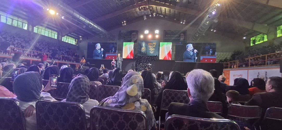 پنجمین جشنواره ملی شعر کودک ایران در شاهینشهر در حال برگزاری است