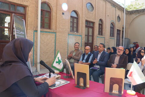 نشست ادبی_مرکزی