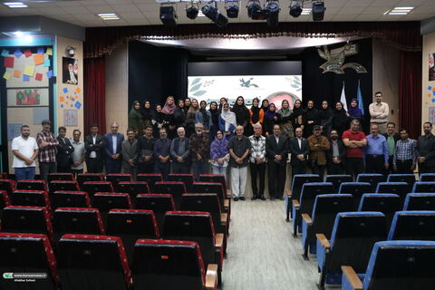 در نشست «روایت شاعرانه در هنر» با حضور اردشیر رستمی در کانون برگزار شد