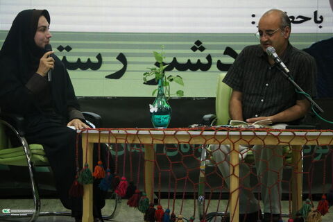 در نشست «روایت شاعرانه در هنر» با حضور اردشیر رستمی در کانون برگزار شد