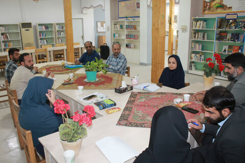 نشست همافزایی مربیان مراکز سیار و پستی کانون خوزستان
