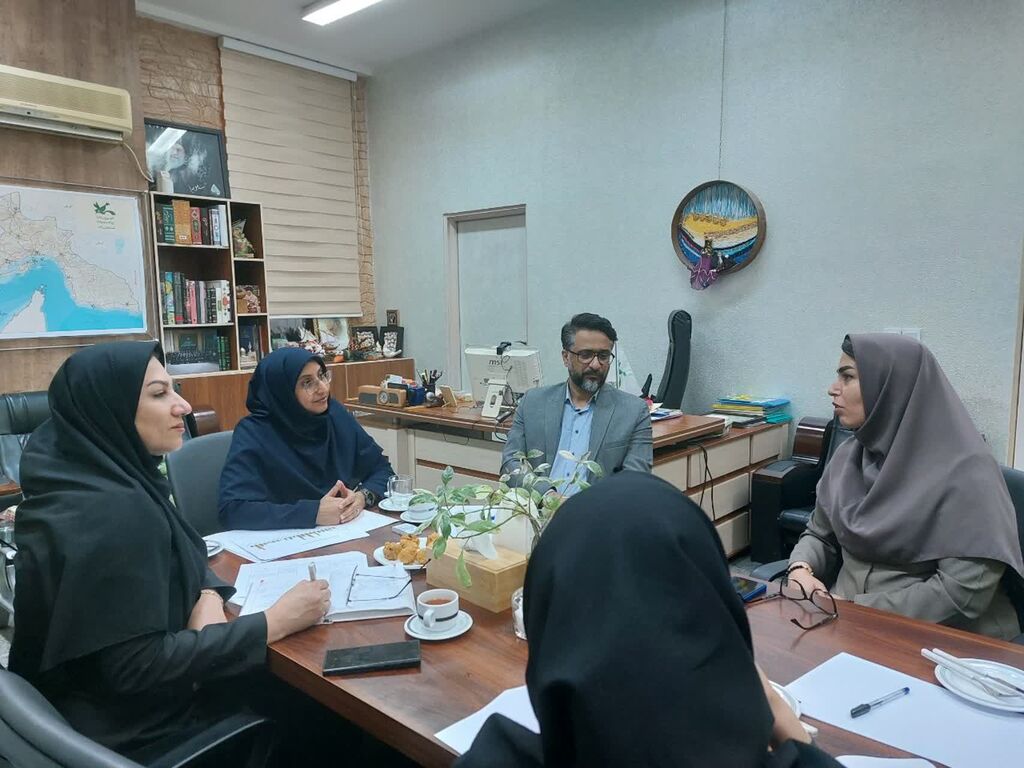 برگزاری نشست مشترک بین کافنای هرمزگان و لرستان برگزاری نشست مشترک بین کافنای هرمزگان و لرستان