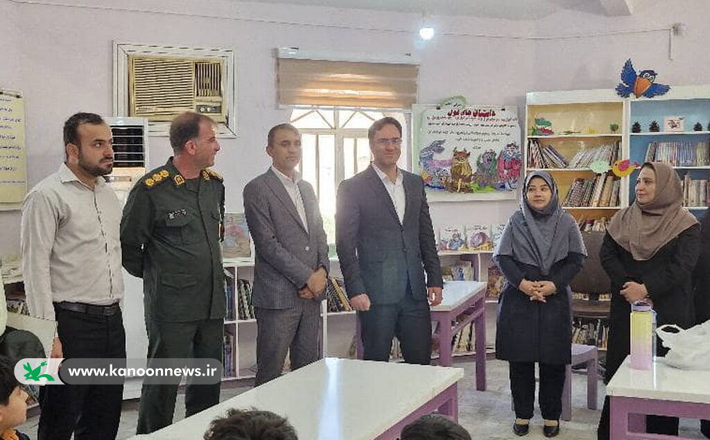 فرماندار تنگستان در بازدید از مرکز اهرم؛ کودکان سرمایههای اصلی هر جامعه
