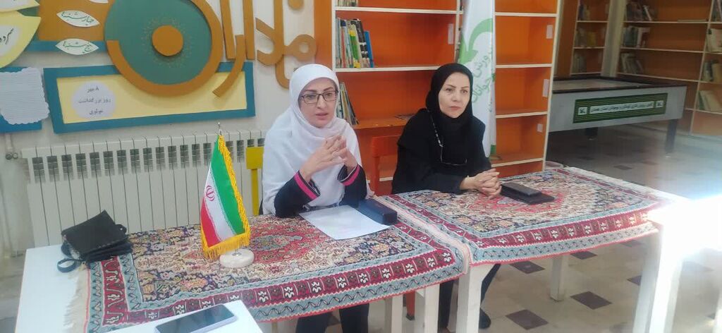 برگزاری دوازدهمین پاتوق قصه و نقد کانون همدان با موضوع «زبان بدن در قصهگویی»