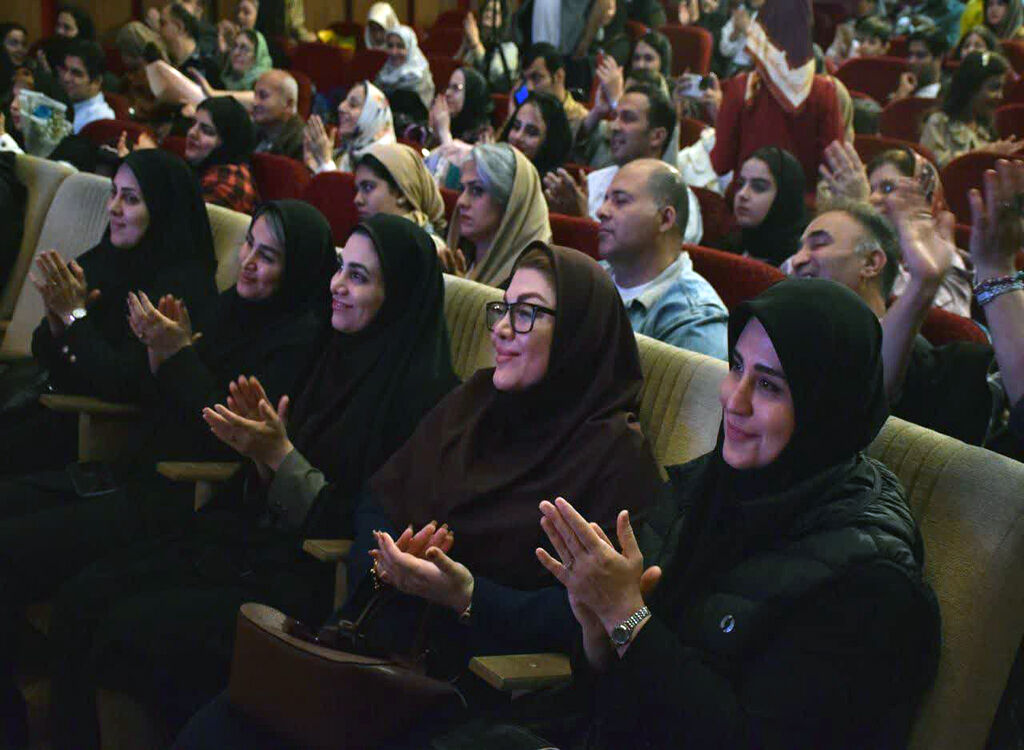 پرورش مهارت بیان و اعتمادبهنفس کودکان با برگزاری مسابقه سخنوری در رشت