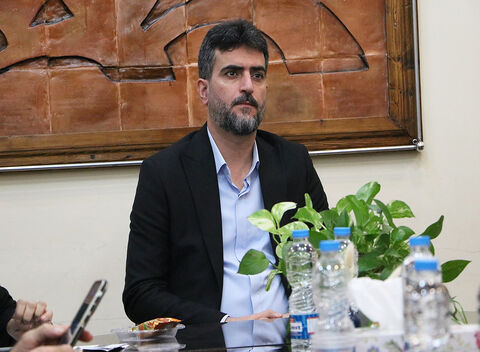 نشست کارگروه تحول اداری در کانون استان گیلان