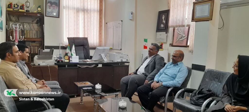 دیدار مدیرکل کانون سیستان و بلوچستان و مدیر سازمان دانشآموزی استان کانون پرورش فکری دروازهای برای آموزش و توانمندسازی کودکان و نوجوانان است