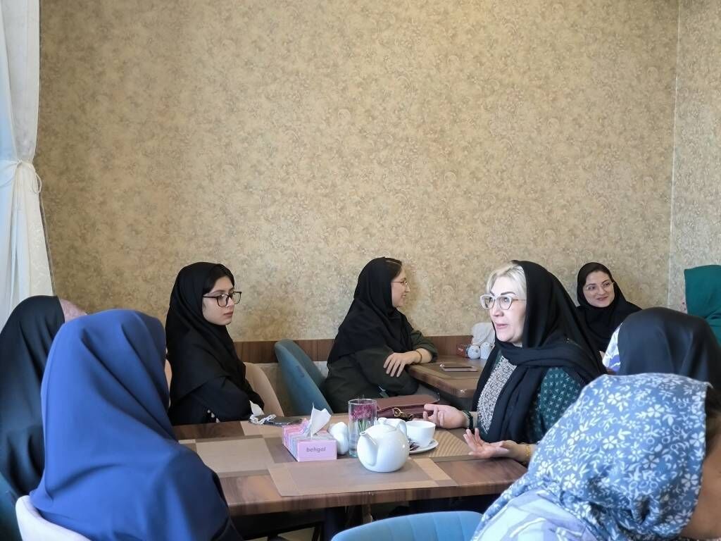 روز نخست پنجمین جشنواره شعر کودک؛ شاهین‌شهر میزبان شعر و خلاقیت
