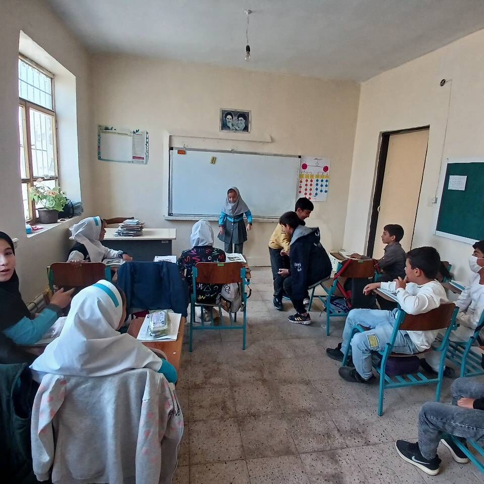 سیار روستایی تداوم فعالیتهای فرهنگی کتابخانه سیار روستایی چاراویماق