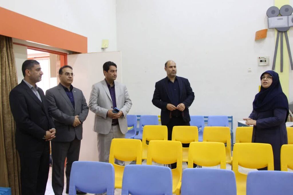 بازدیدفرماندار پیشوا ازکانون پرورش فکری کودکان و نوجوانان و تبریک هفته ملی کودک