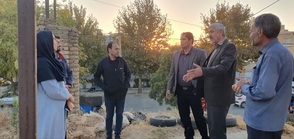 بازدید فرماندار و شهردار تویسرکان از کانون پرورش فکری