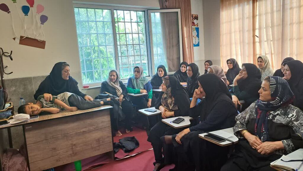 راهیابی به مرحله کشوری و آرای مردمی؛ درخشش گروه دختران پیشرو مرکز ۵ همدان