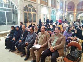 رویداد هم نویسی در بازار سنتی اراک