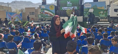 تماشاخانه سیار کانون، مهمان کودکان مناطق حصه و قهجاورستان اصفهان شد