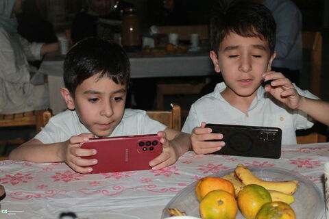 دورهمی صمیمی همکاران حفاظت فیزیکی کانون پرورش فکری اهواز به مناسبت میلاد حضرت زینب(س)