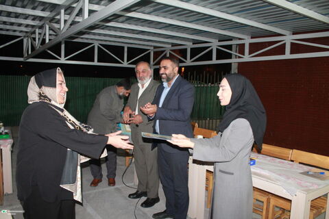 دورهمی صمیمی همکاران حفاظت فیزیکی کانون پرورش فکری اهواز به مناسبت میلاد حضرت زینب(س)