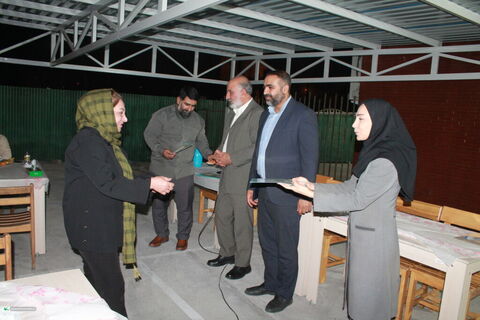 دورهمی صمیمی همکاران حفاظت فیزیکی کانون پرورش فکری اهواز به مناسبت میلاد حضرت زینب(س)