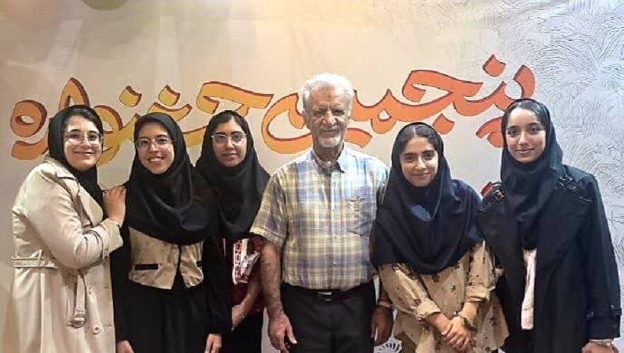 دعوت از دو عضو نوجوان هرمزگان دعوت از دو عضو نوجوان هرمزگان به پنجمین جشنواره ی کشوری شعر کودک ایران