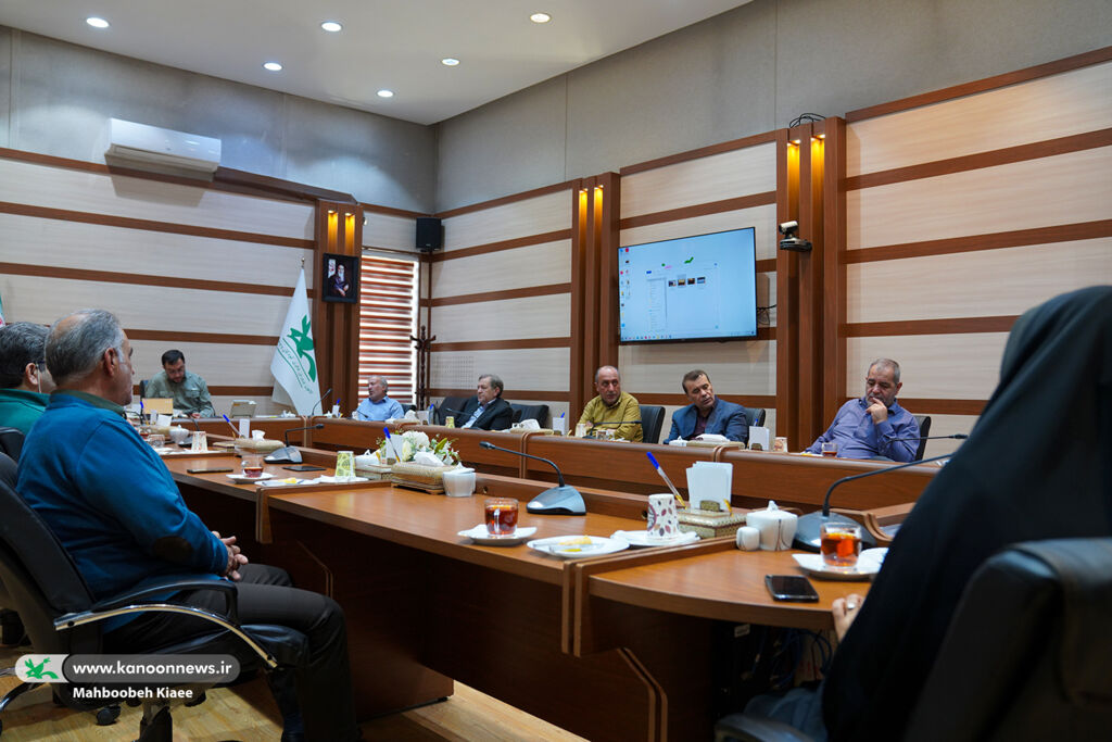 قدردانی از ایثارگران کانون پرورش فکری در آیینی ویژه