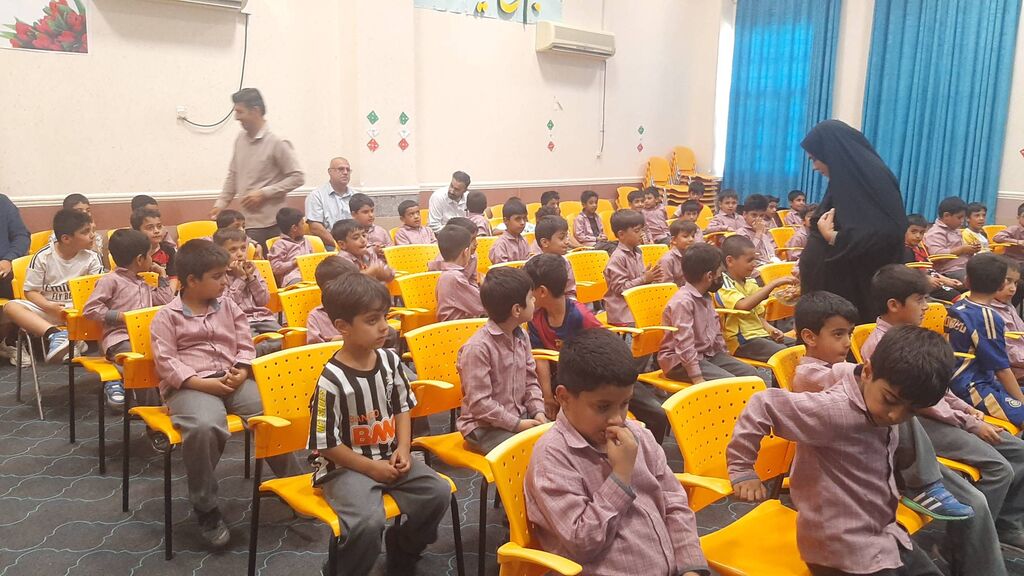 روزی شاد و آموزنده برای نوخوان‌های مرکز خنج