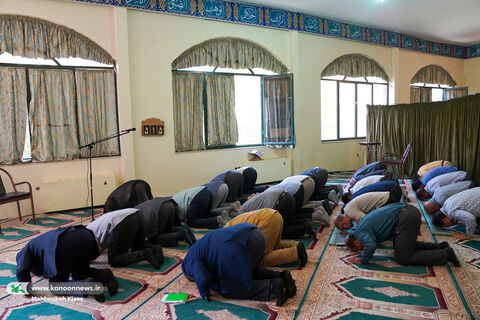 آیین تجلیل از نمازگزاران کانون پرورش فکری