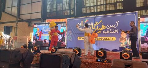 رونمایی پوستر دهمین دوسالانه ملی هنرهای تجسمی در کانون همدان