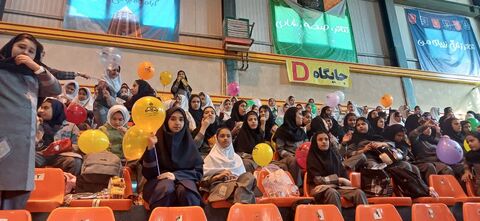 رونمایی پوستر دهمین دوسالانه ملی هنرهای تجسمی در کانون همدان