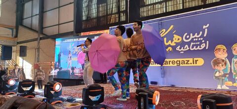 رونمایی پوستر دهمین دوسالانه ملی هنرهای تجسمی در کانون همدان