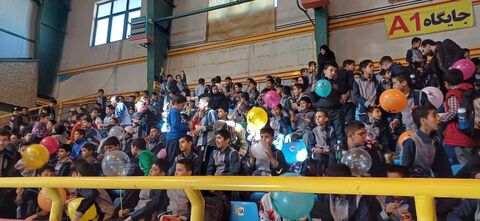 رونمایی پوستر دهمین دوسالانه ملی هنرهای تجسمی در کانون همدان