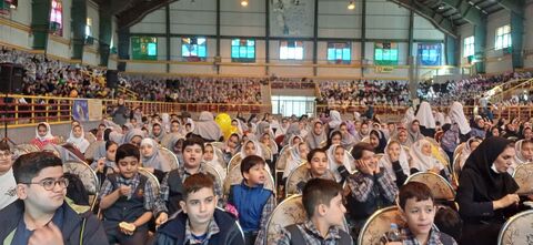 رونمایی پوستر دهمین دوسالانه ملی هنرهای تجسمی در کانون همدان