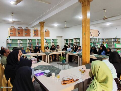 پنجاهوسومین نشست انجمن شاعران نوجوان «صبا» در اهواز