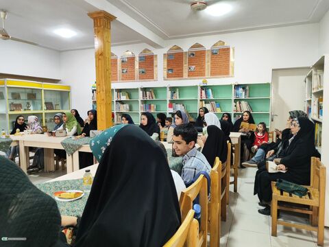 پنجاهوسومین نشست انجمن شاعران نوجوان «صبا» در اهواز