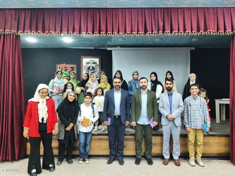 پنجاهوسومین نشست انجمن شاعران نوجوان «صبا» در اهواز
