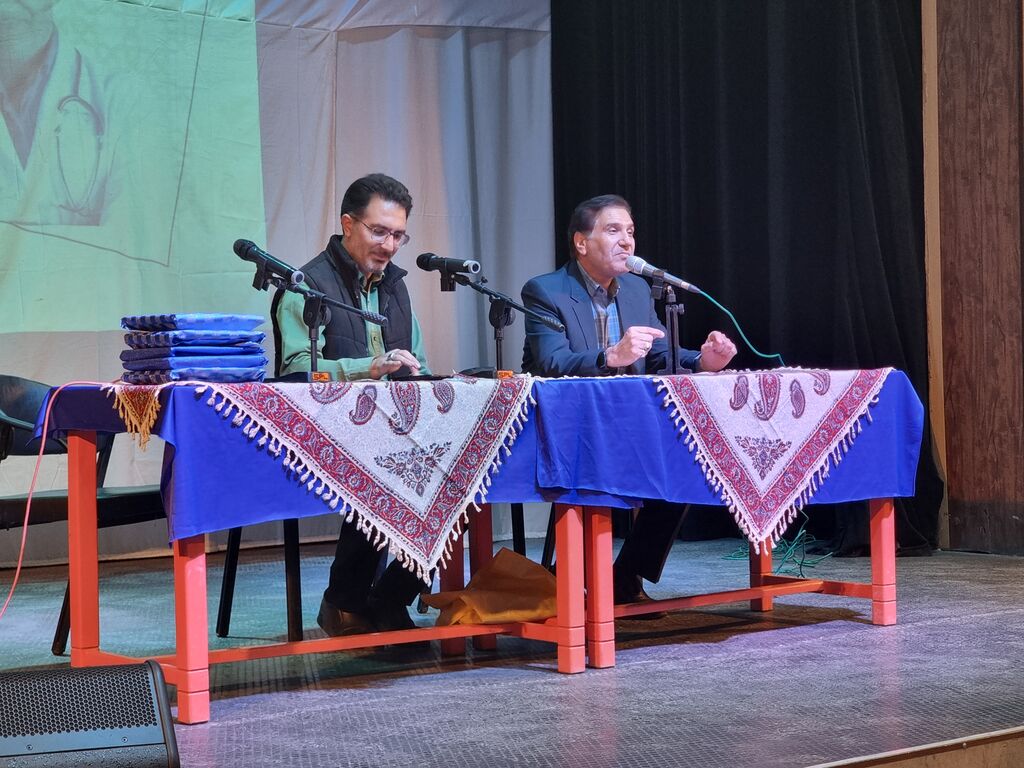 همایش سلامت در سالن نمایش کانون استان قزوین همایش سلامت در سالن نمایش کانون استان قزوین