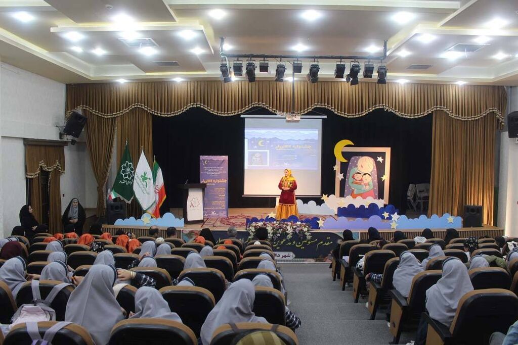 ۱ برگزاری آیین اختتامیه جشنواره استانی  لالاییلر در تبریز